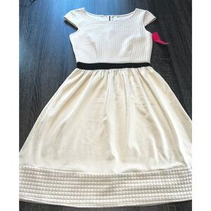 Xhilaration Dress Small Cream Quilted Fit and Flare Black Waist Sleeveless